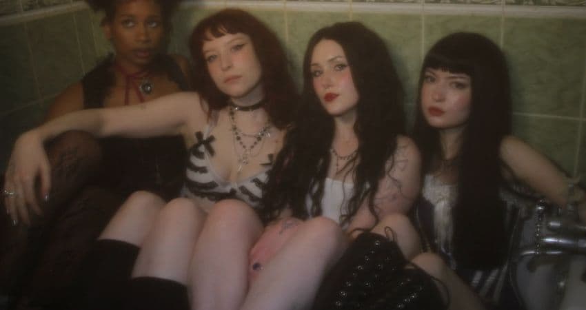 Babydoll Deadbeat